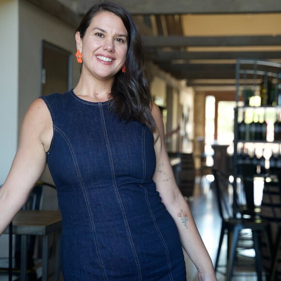 Meet your Posher, Camille - Picture 3 of 7